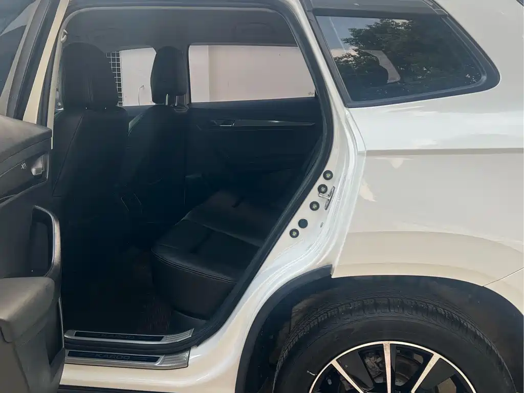Skoda Karoq — миниатюра 8