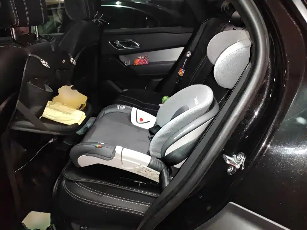 Land Rover Velar — миниатюра 18