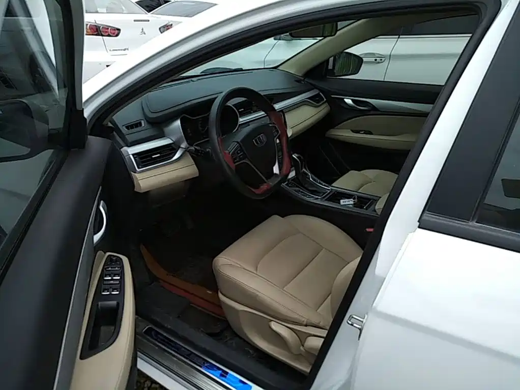 Geely Emgrand — миниатюра 15