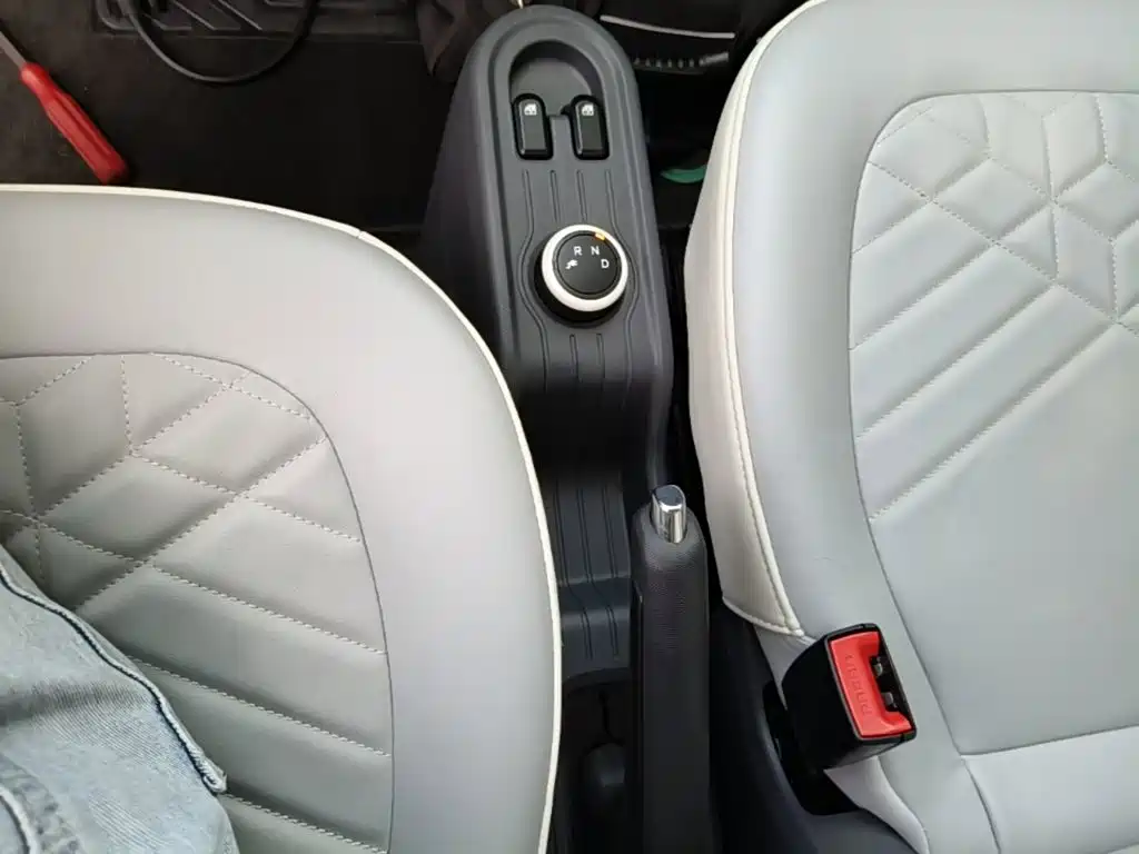 Wuling MINIEV — миниатюра 14