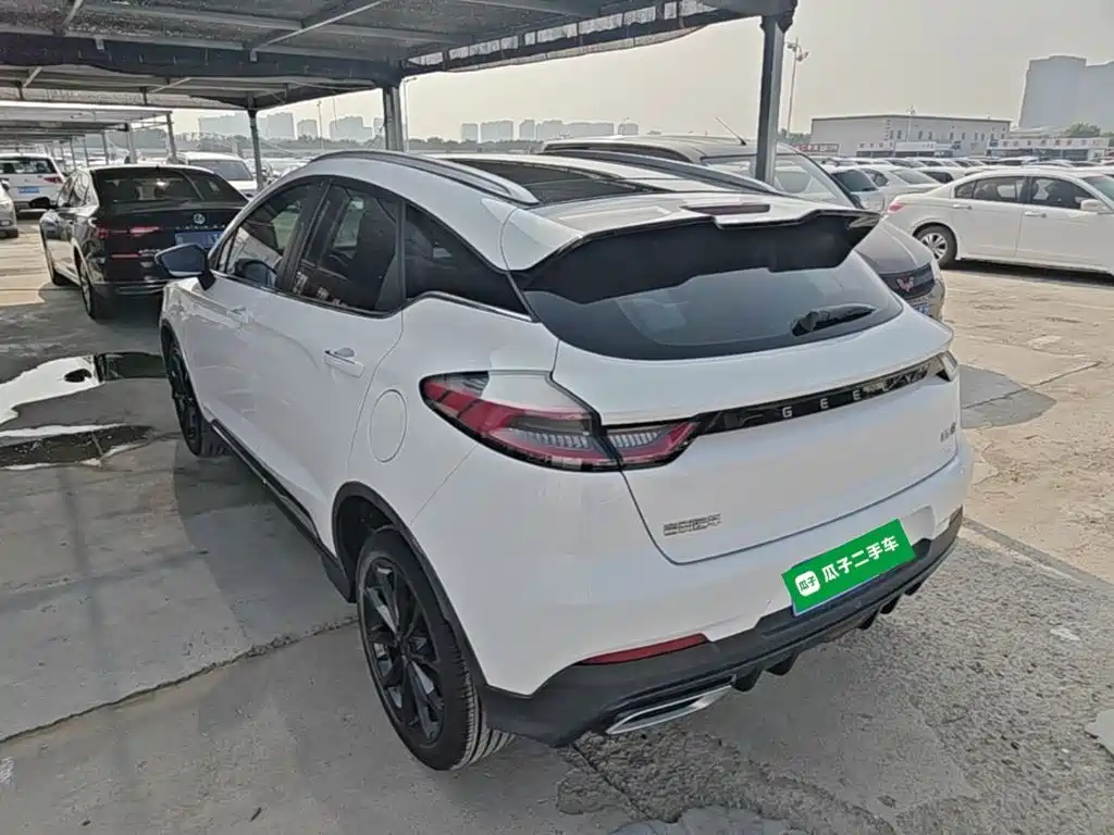 Geely Emgrand S — миниатюра 5