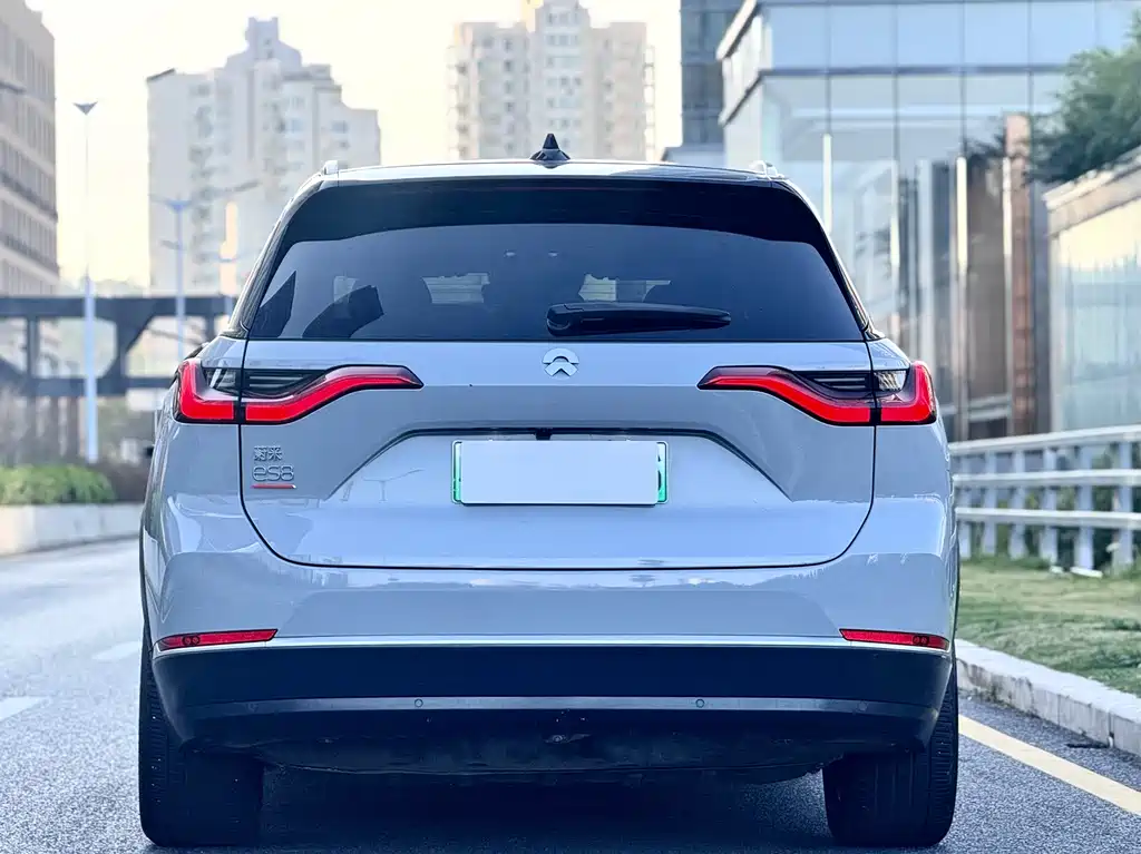 NIO NIO ES8