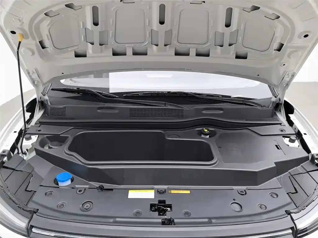 Dongfeng 01 2024 330 Air