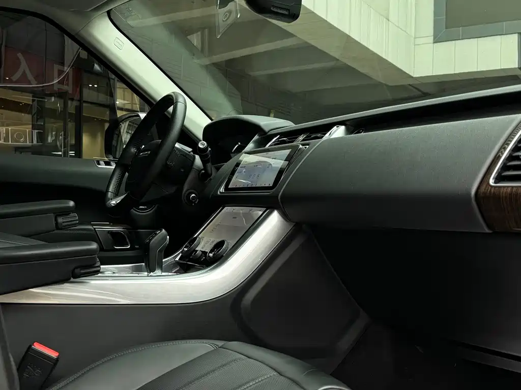 LAND ROVER RANGE ROVER SPORT NEW ENERGY