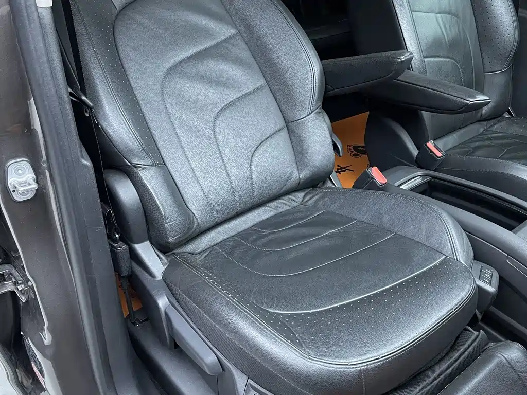 Citroen C4 Picasso — миниатюра 12