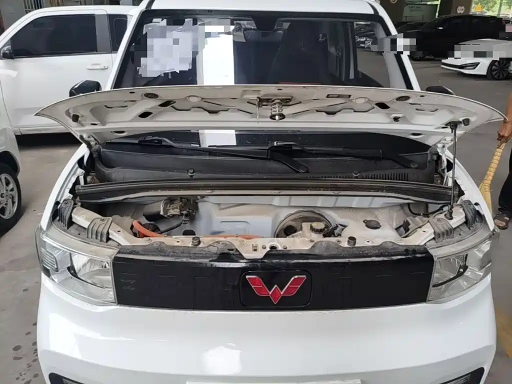 Wuling MINIEV — миниатюра 20