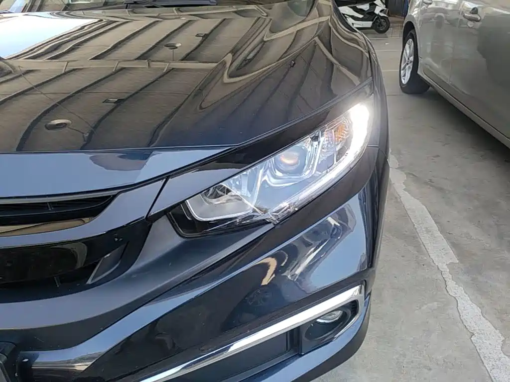 Honda Civic — миниатюра 24