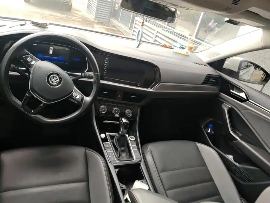 Volkswagen Sagitar — миниатюра 12