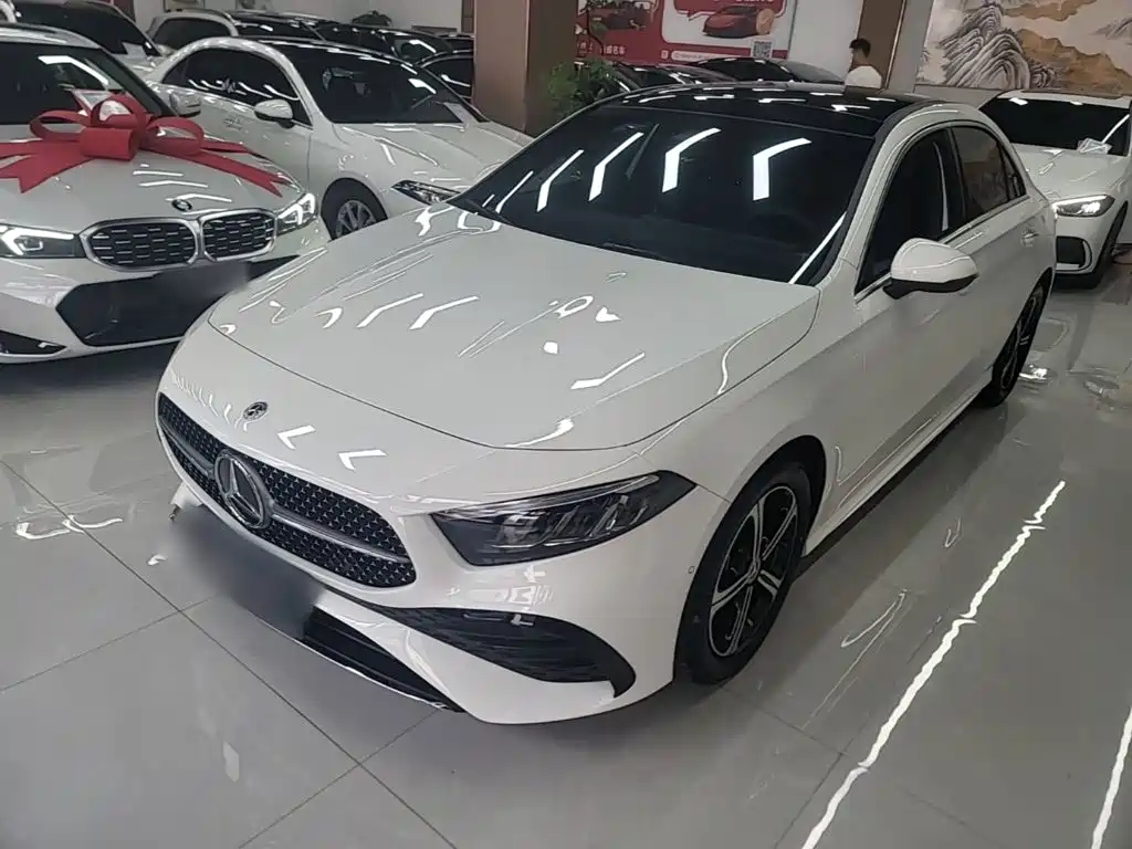 Mercedes-Benz A-Class — миниатюра 2