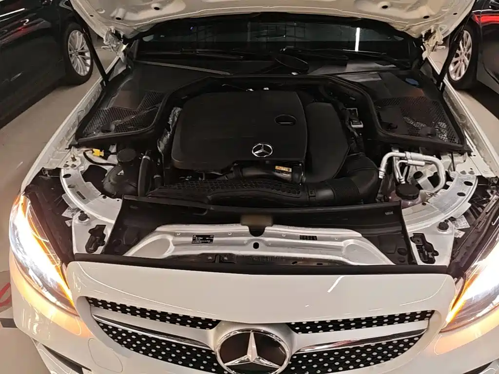 Mercedes-Benz C-Class — миниатюра 20