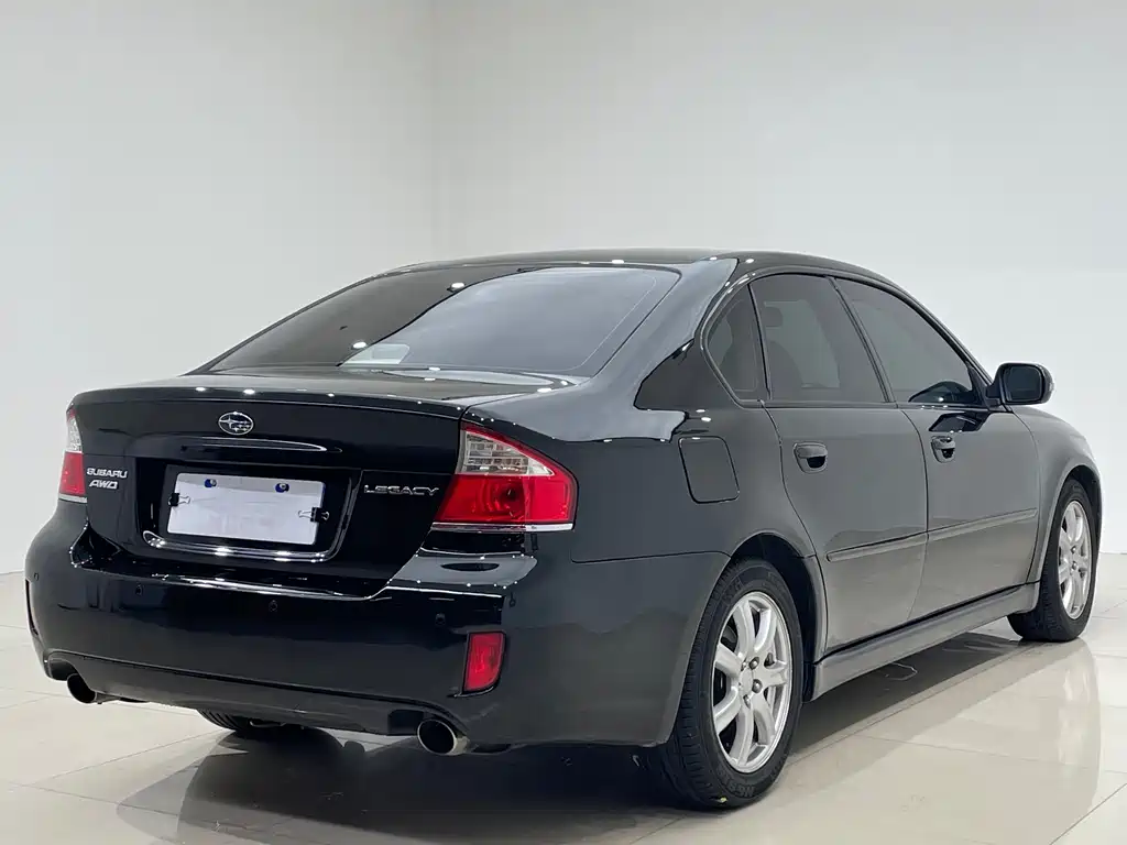Subaru Legacy — миниатюра 6
