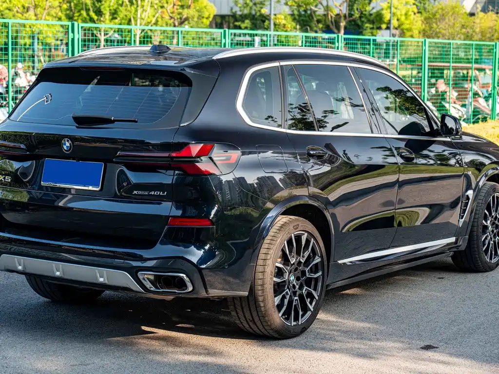 BMW X5 2023 xDrive 40Li M Sport