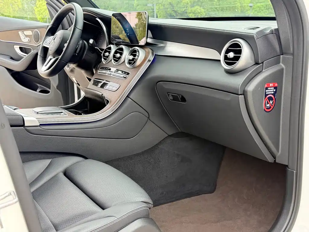 Mercedes-Benz GLC — миниатюра 13