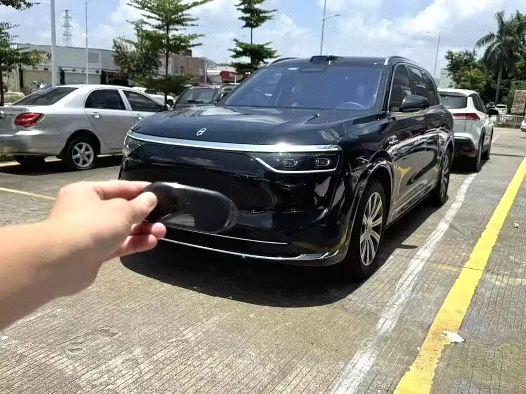 AITO Wenjie AITO M8
