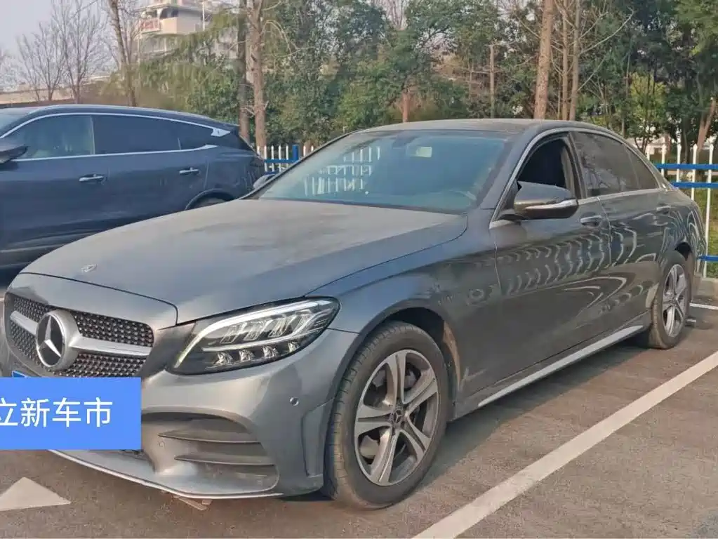 Mercedes-Benz C-Class 2019