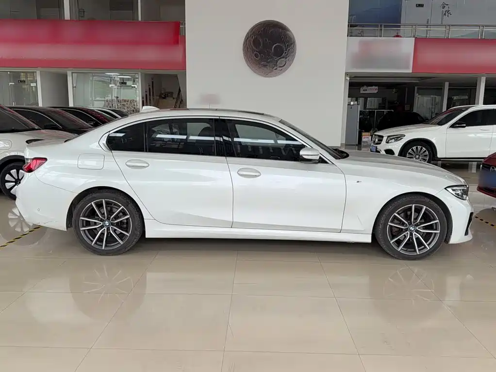 BMW 3 Series — миниатюра 9