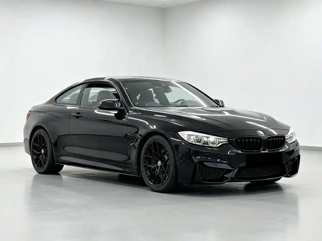BMW M4 — миниатюра 3