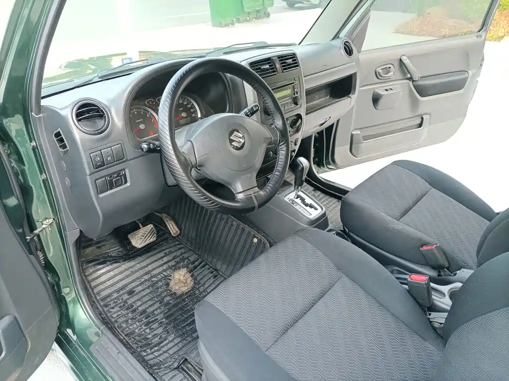 Suzuki Jimny — миниатюра 11