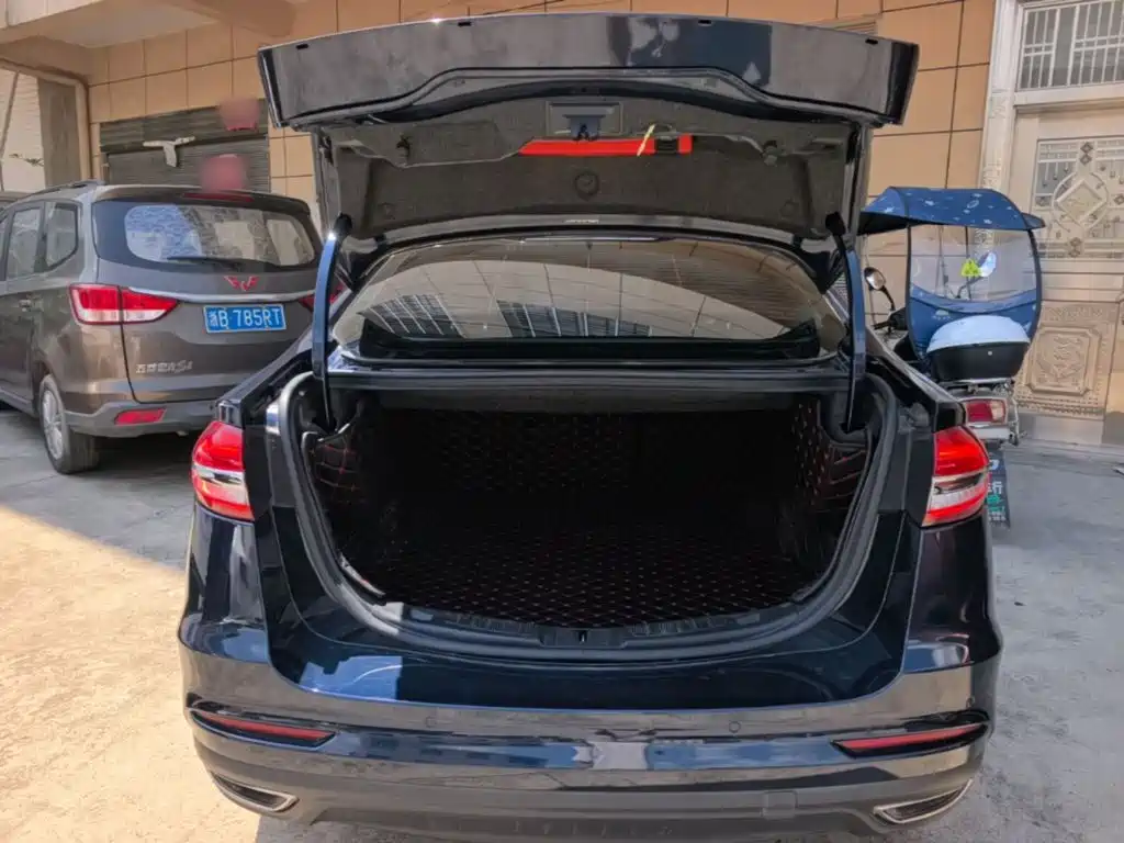 Ford Mondeo — миниатюра 19