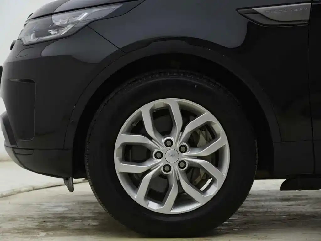 Land Rover Discovery — миниатюра 4