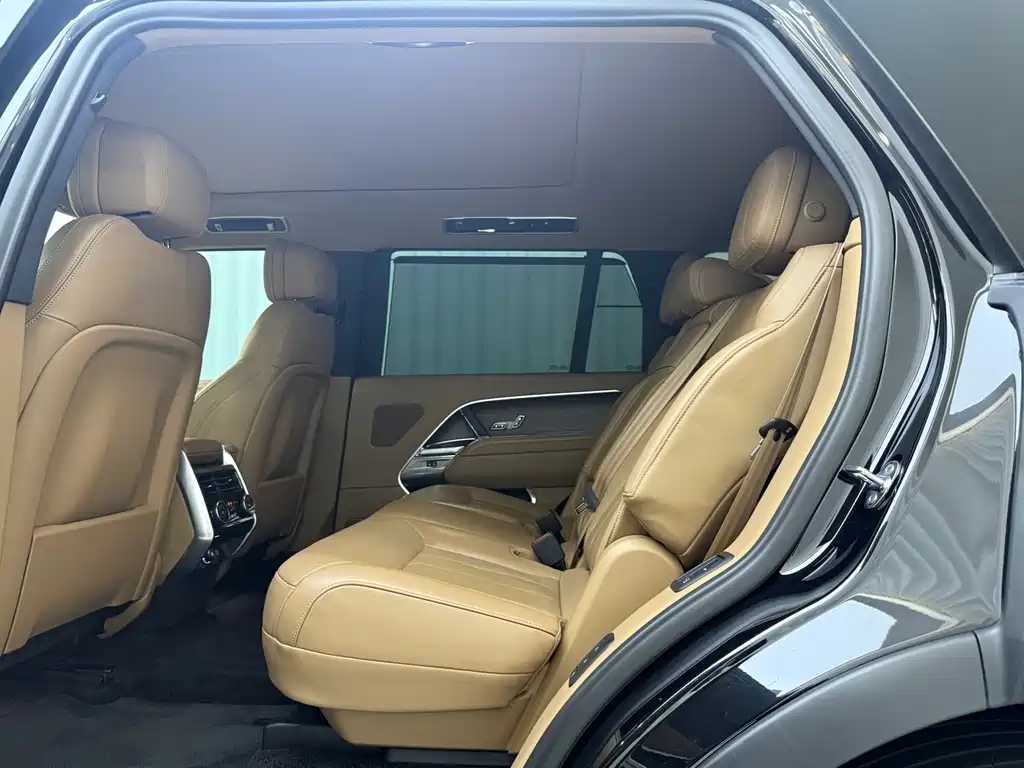 Land Rover Range Rover — миниатюра 6