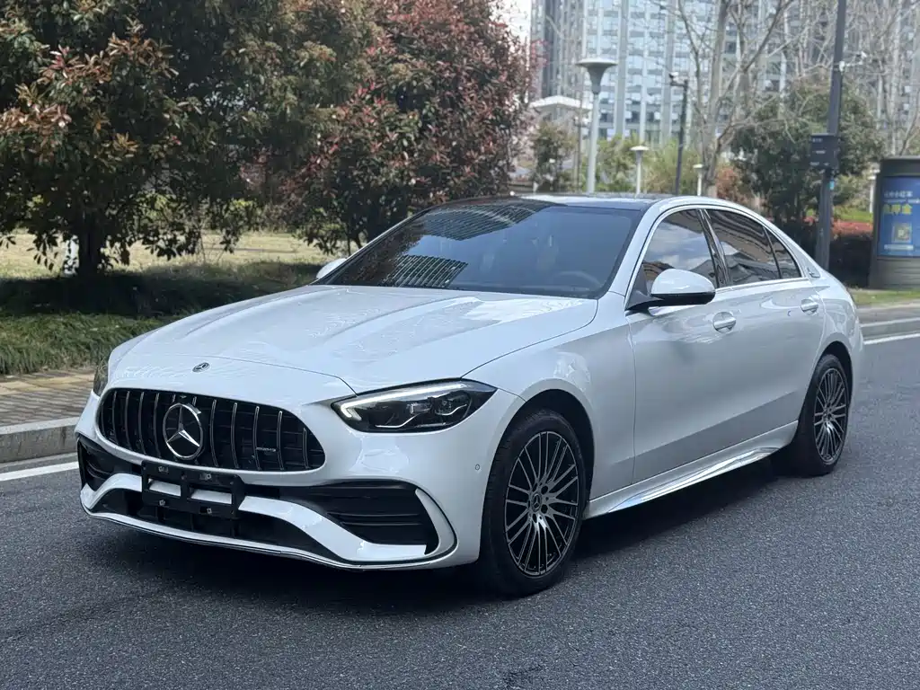 Mercedes-Benz C-Class 2022
