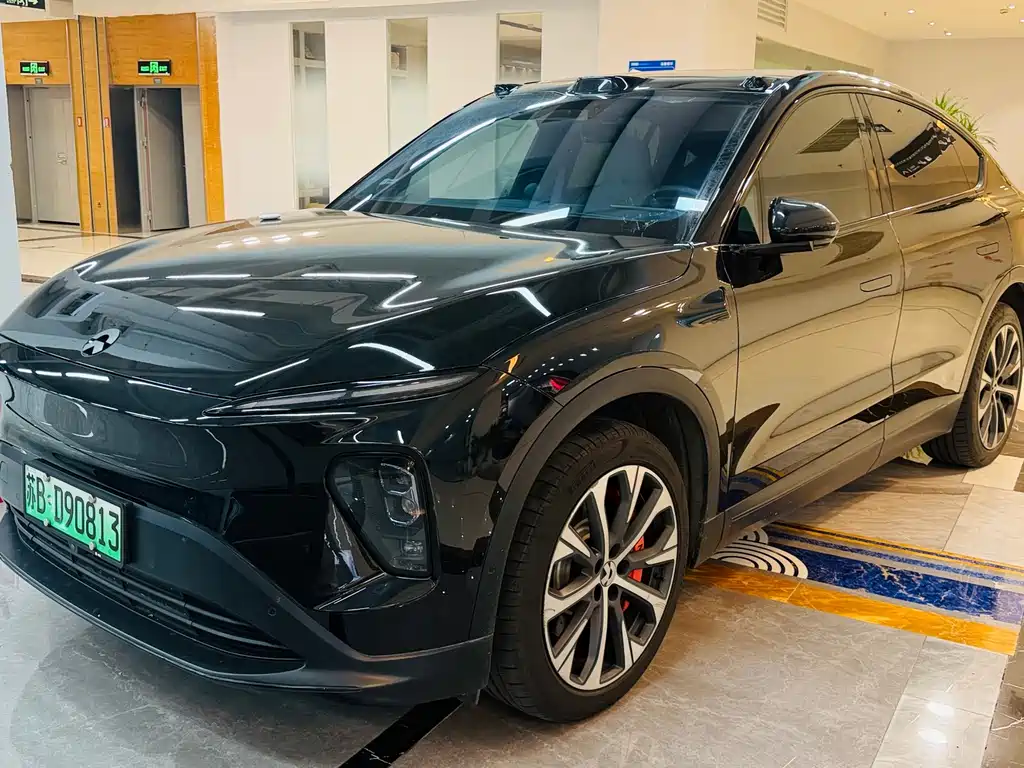 NIO EC7