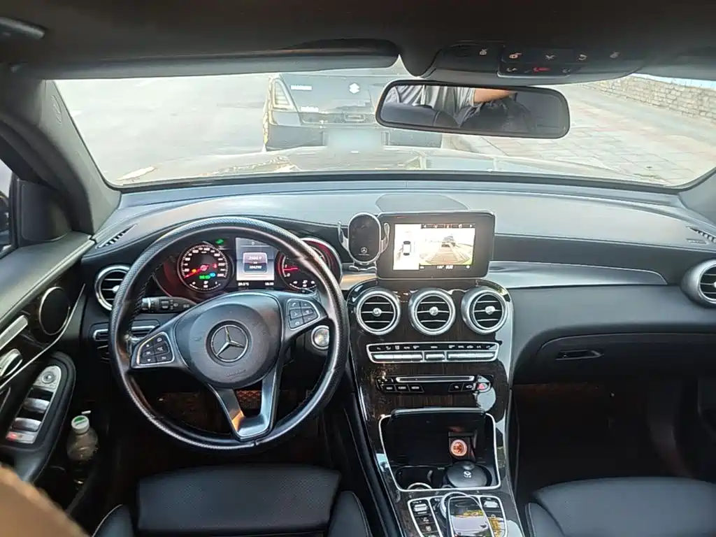 Mercedes-Benz GLC — миниатюра 10