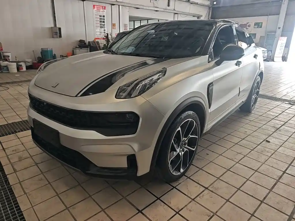 Lynk & Co 05 — миниатюра 2