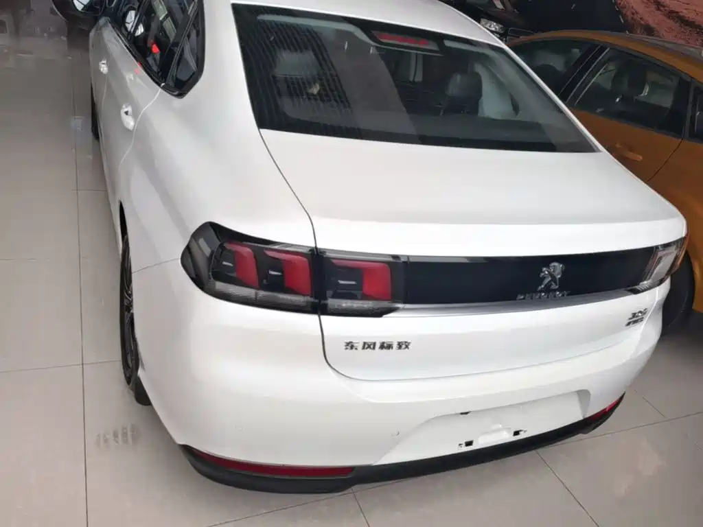 Peugeot 308 — миниатюра 6