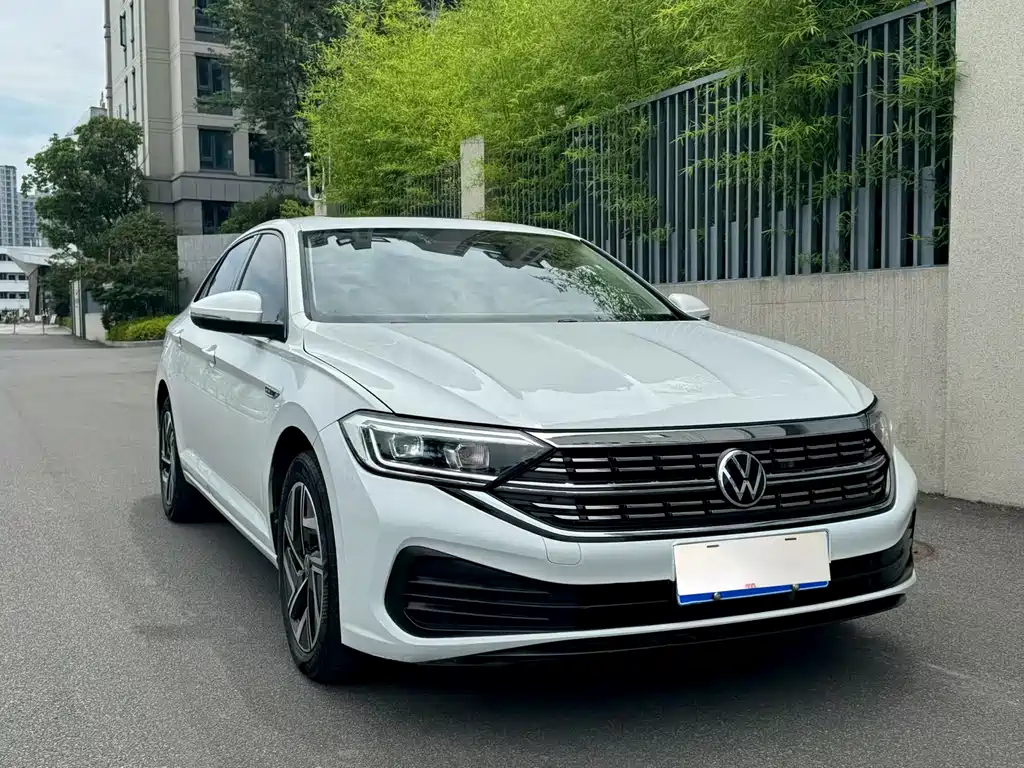 Volkswagen Sagitar — миниатюра 2