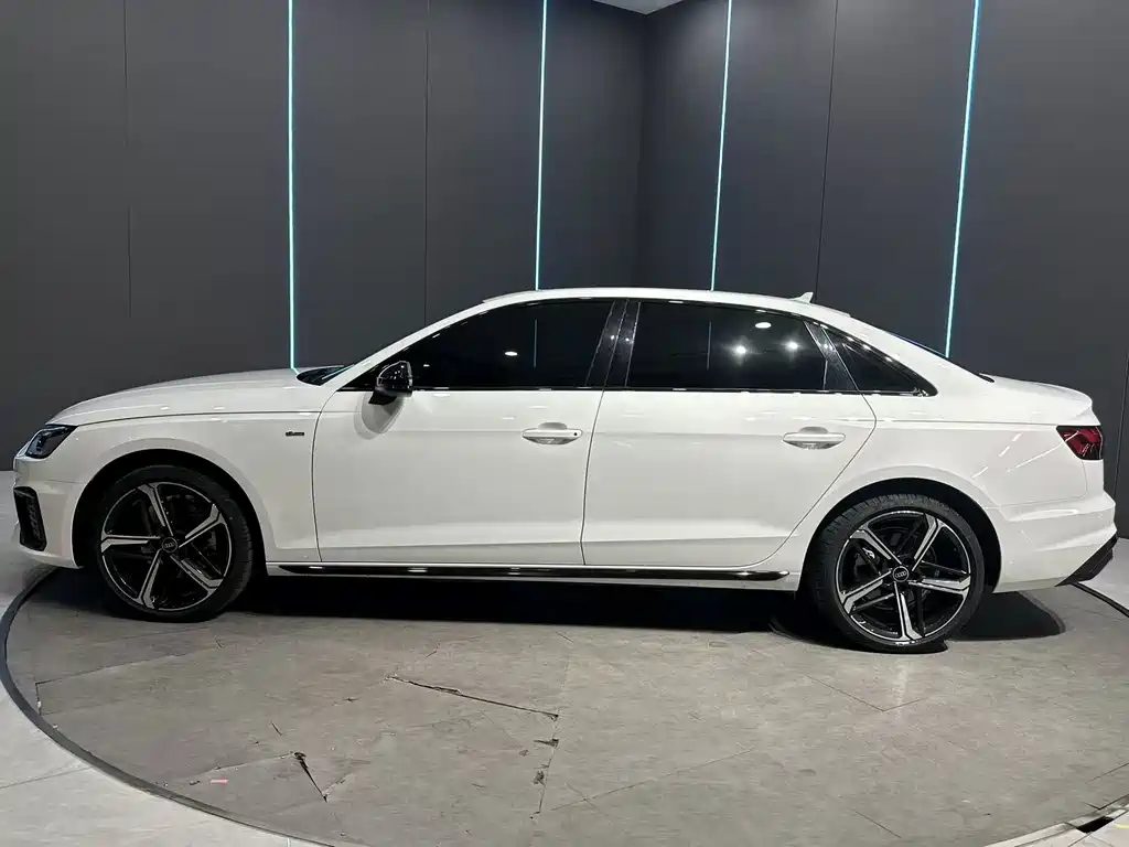 Audi A4L — миниатюра 4