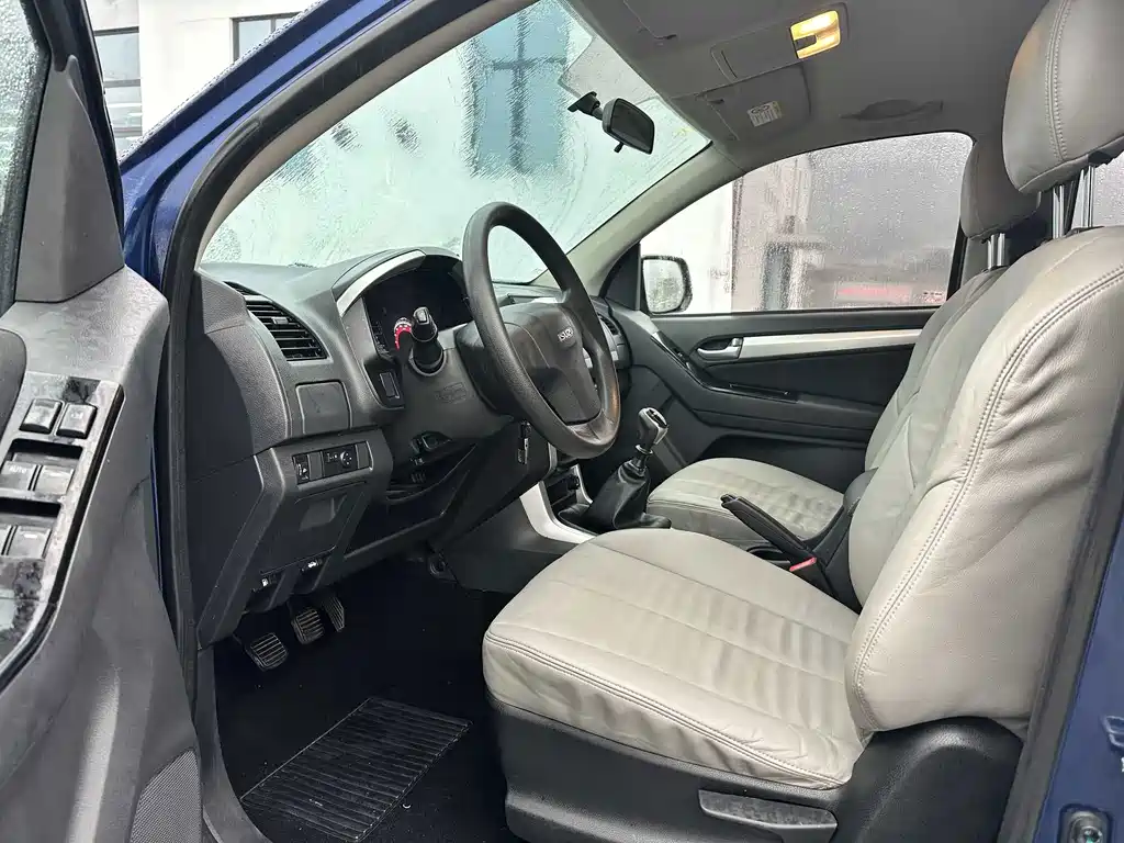 Isuzu Lingtuo — миниатюра 11