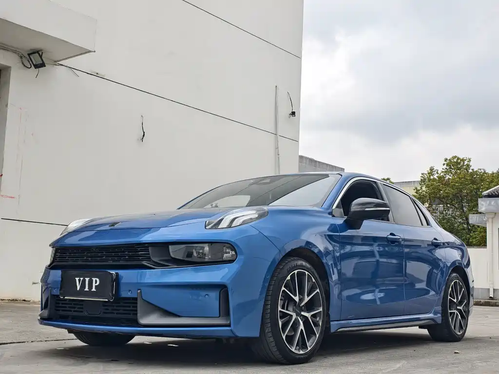 Lynk & Co 03 2020