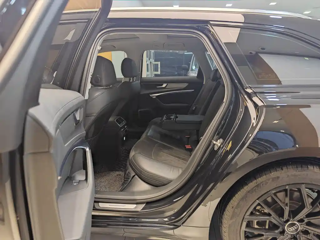 Audi A6 (Import) — миниатюра 21