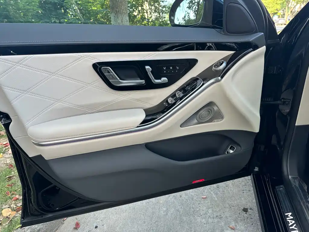Mercedes-Benz S-Class — миниатюра 20