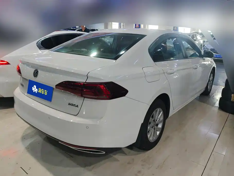Volkswagen Bora — миниатюра 3