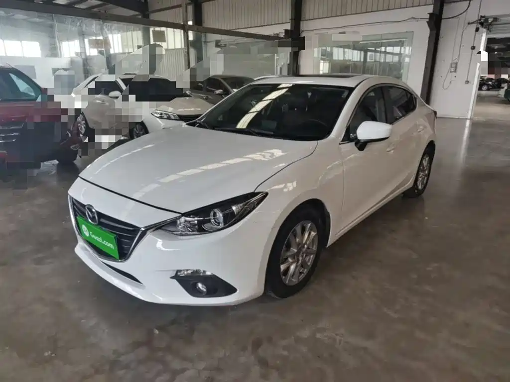 Mazda 3 Axela 2016