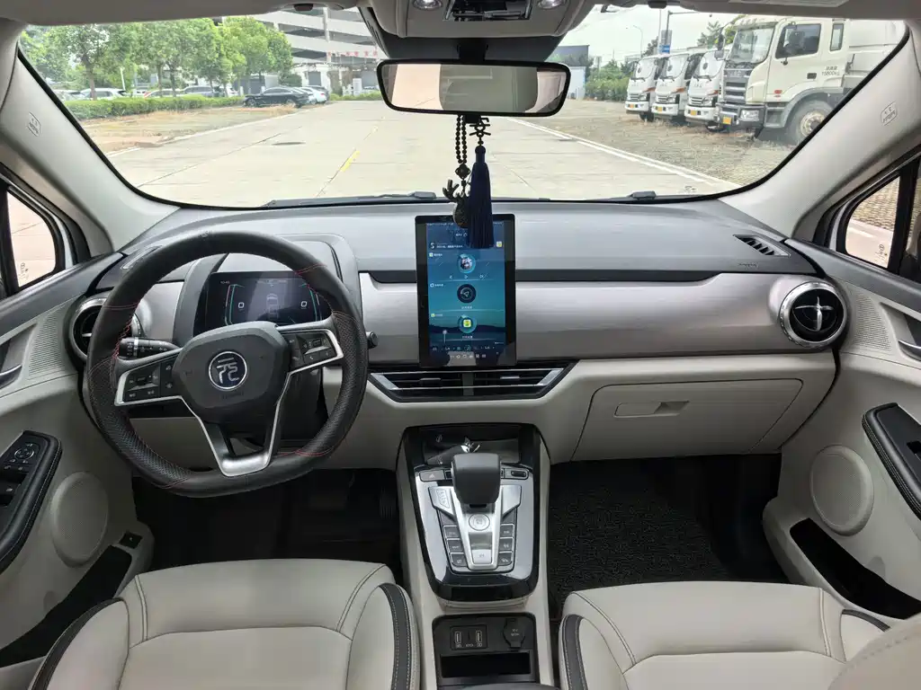 BYD Yuan Pro - фото 7