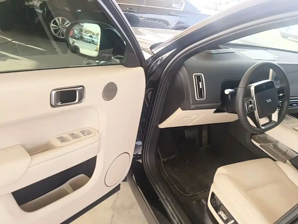 Li Auto Li L7 — миниатюра 16