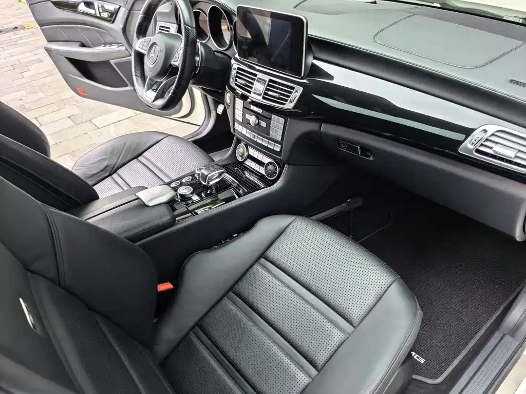 Mercedes-Benz CLS AMG AMG CLS 63 4MATIC, фото 29