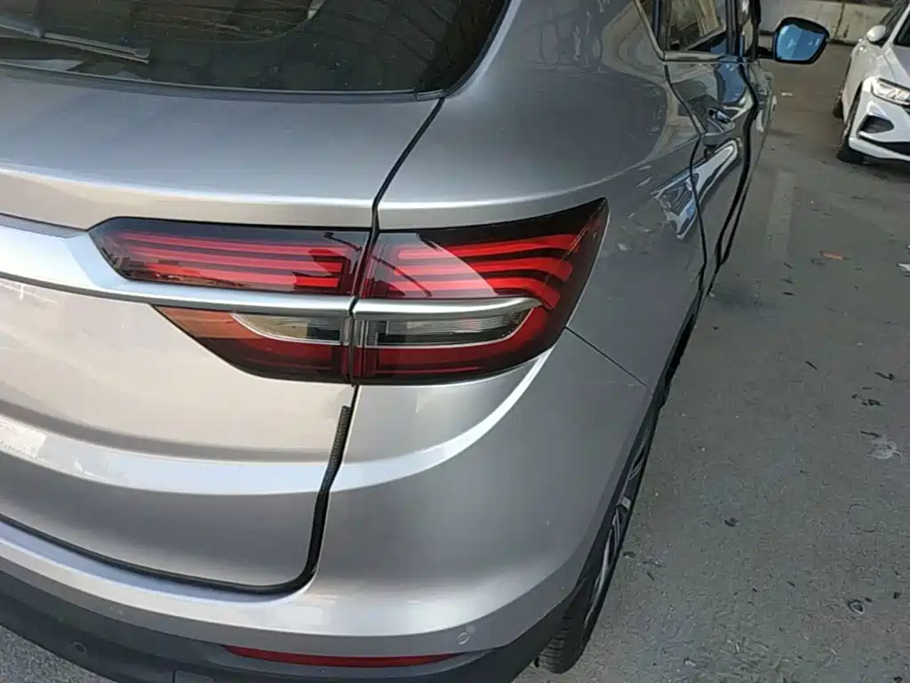 Geely Binyue — миниатюра 8
