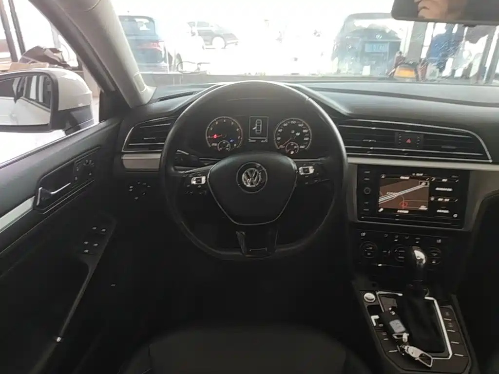 Volkswagen Lamando — миниатюра 11