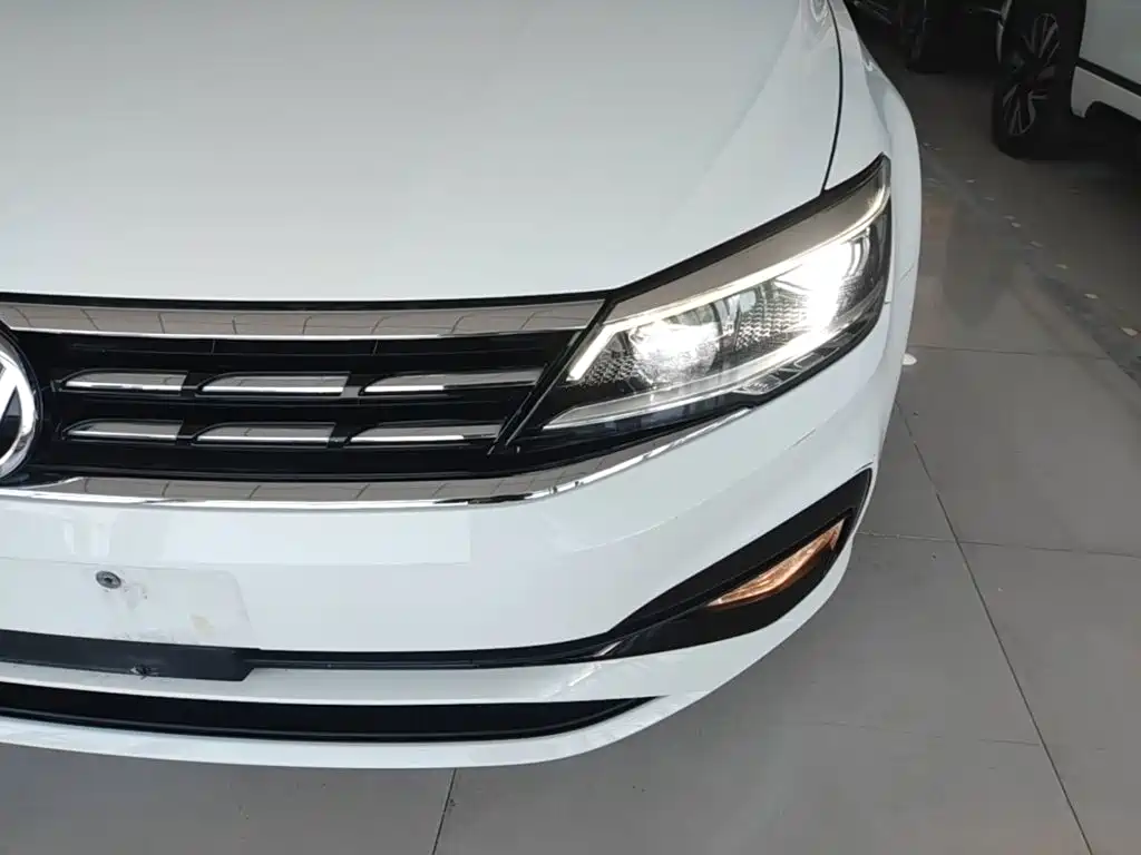 Volkswagen Lamando — миниатюра 24