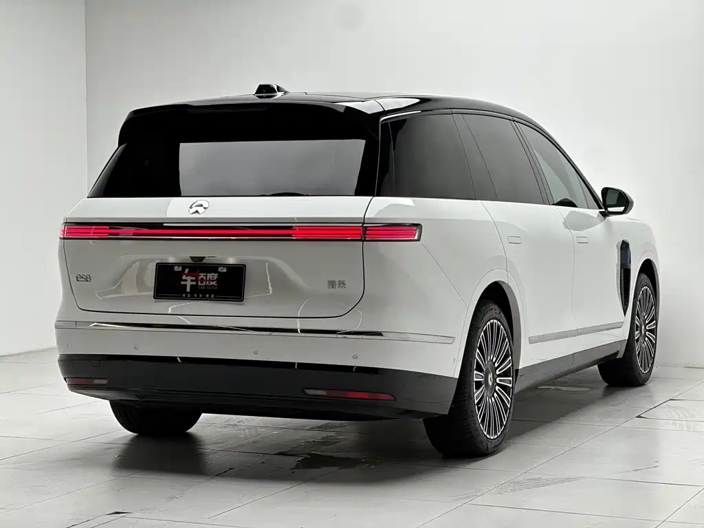 NIO ES8 — миниатюра 4
