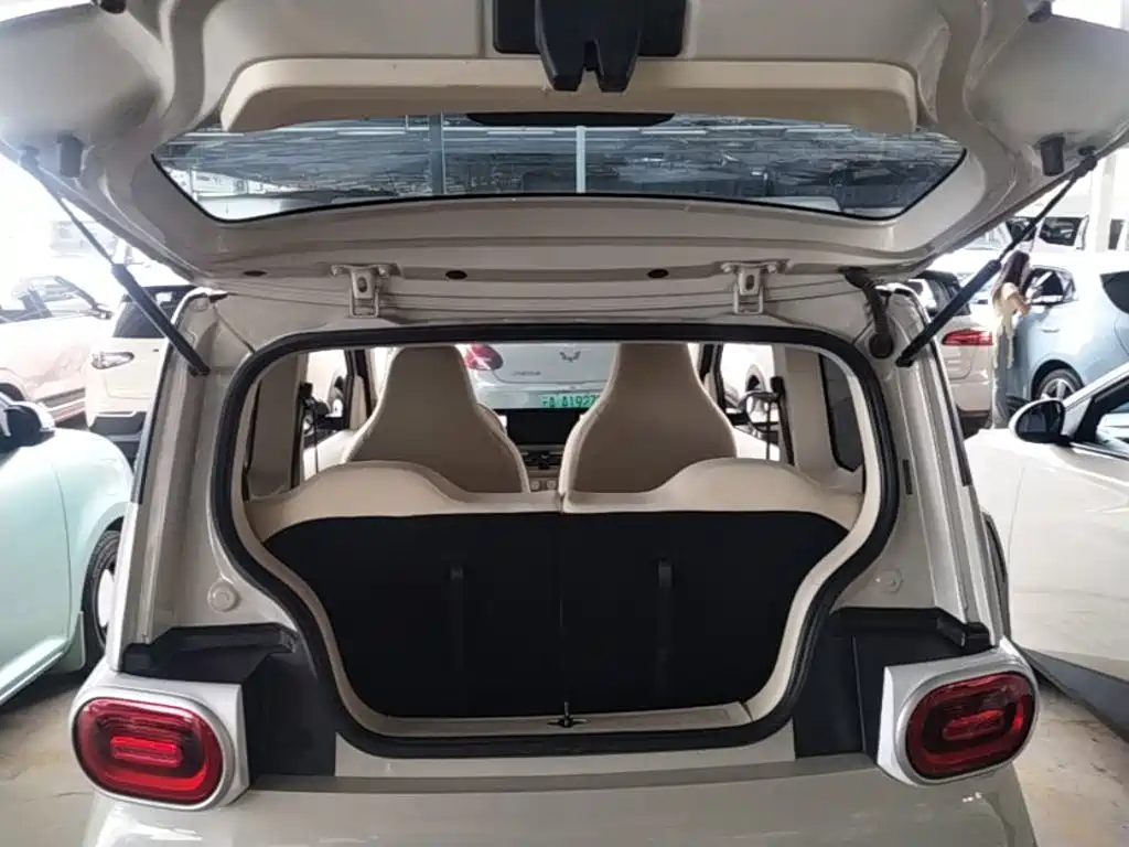 Wuling MINIEV — миниатюра 19
