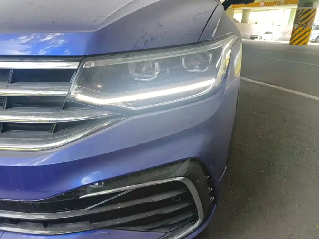Volkswagen Tiguan L — миниатюра 24