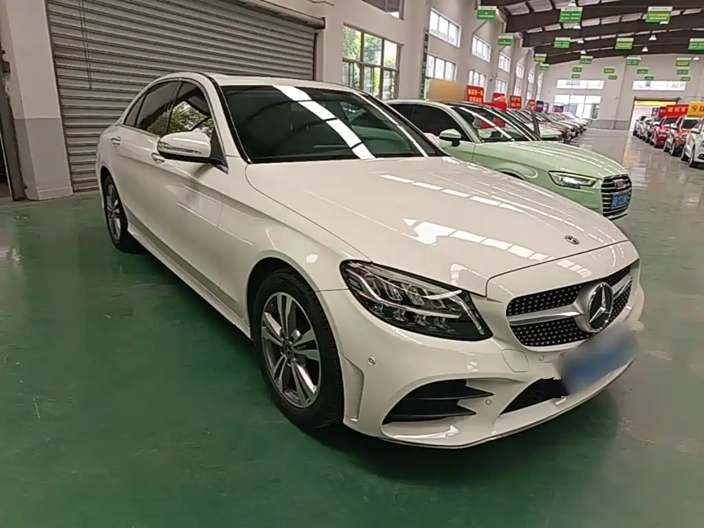 Mercedes-Benz C-Class — миниатюра 4