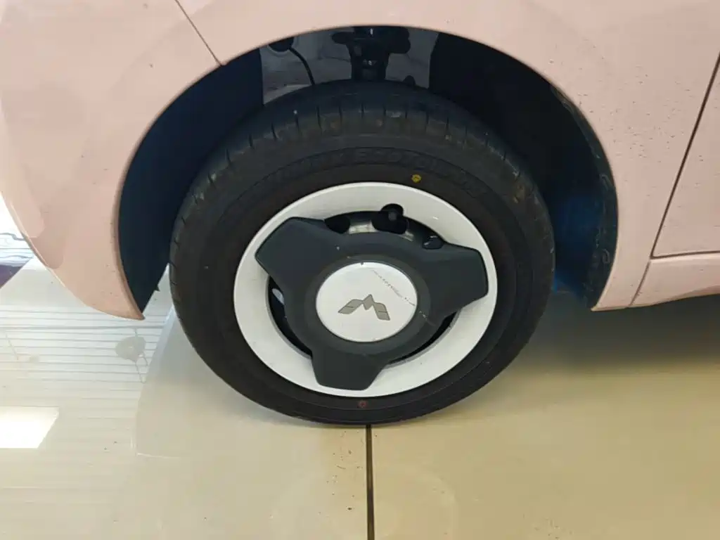 Wuling MINIEV — миниатюра 23