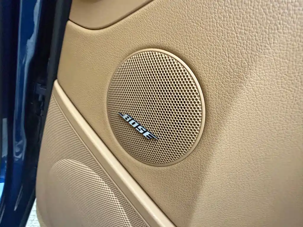 Porsche Cayenne — миниатюра 26